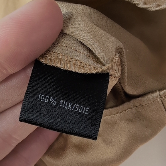 Lafayette 148 New York | 100% Silk Gold Button Down Blouse Size 14 - Picture 7 of 8